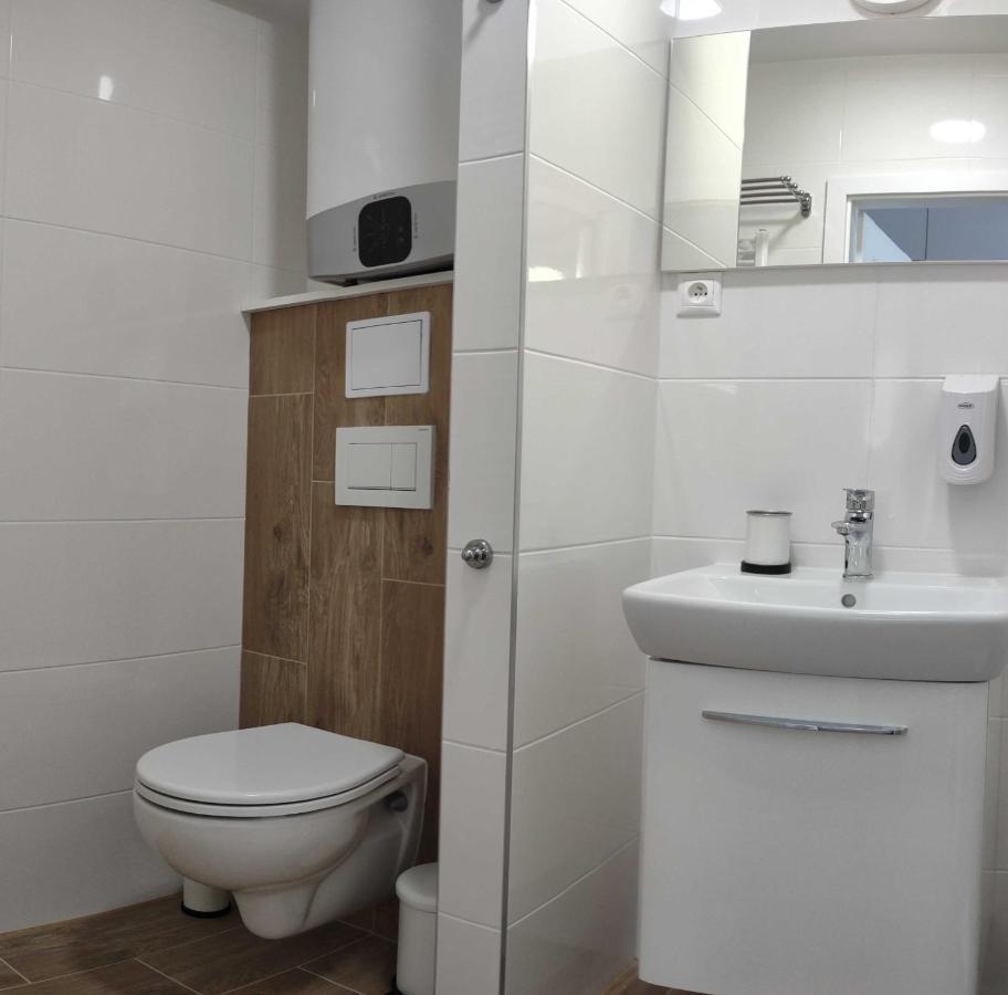 Apartman Kyjev Podhajska Ngoại thất bức ảnh