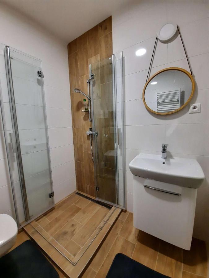 Apartman Kyjev Podhajska Ngoại thất bức ảnh